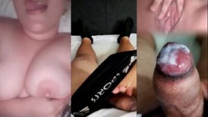 FIQUEI EXCITADO COM MINHA ESPOSA NOVINHA NA CAMA ALISANDO SEUS ENORMES PEITOS E NÃO RESISTI, GOZE NO MEU PAU PEQUENO QUANDO ELA SE MASTURBOU EM SUA BUCETA