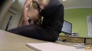 LOAN4K. La ragazza bionda assolutamente meravigliosa Blanche