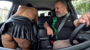 Milf de 36 anos leva chumbo no rabo ao pegar uma carona – Dandara Moraes