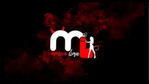 Tiozao Nerd convida gostosa para jogar e fode casada para o corno assistir (completo no red)