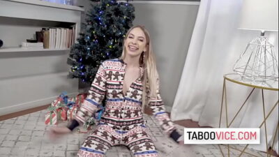 Pervy stepdad fucks his blonde teen stepdaughter after the Christmas party – Khloe Kapri