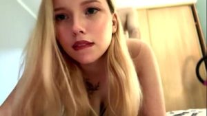 Buy an apartment and GET a BLOWJOB as a gift! Real estate agent gets FUCKED HARD and gets CUM ON TIT