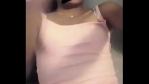 Chica de 18 años me tienta con videos provocativos (parte 1) https://www.facebook.com/anakaren.perez.3344