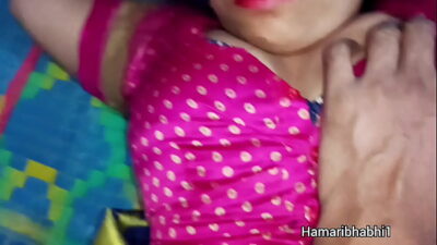 Indian wife gets fucked by husband in hot bedroom. Desi couple sex video.