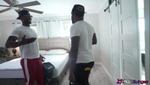 Rome Major’s Group Sex Gangbang In The Shower