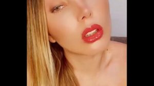 Vamos a video llamada bb… 11975740713