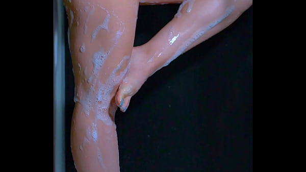 college babes soapy shower big ass bouncing bubbles