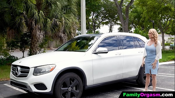 familyorgasm teen introduced to her uncle after the car broke