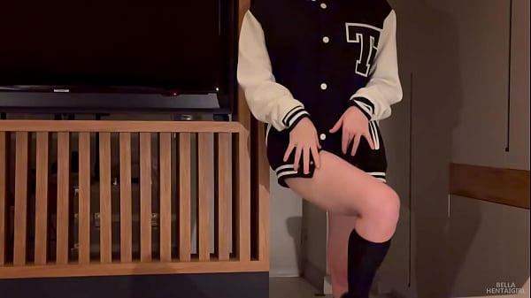 hooked up with busty cheerleader from tinder bella hentaigirl