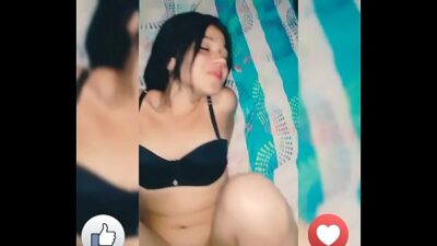 Que esto no lo vean tus padres porque me matarían.. Como fue que pasó en Facebook?