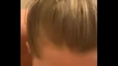 This chunky blonde chick i met on Tinder sucked my cock