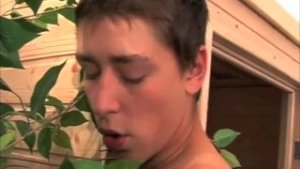 18 Twink Gets Perfect Sucking