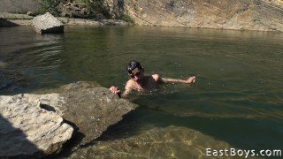 OUTDOOR CASTING – Carlos Costa