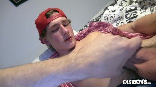 Privat Handjob – Alan McKenzie