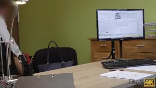 LOAN4K. Hottie está lista para sexo sucio para pagar impuestos por una foto