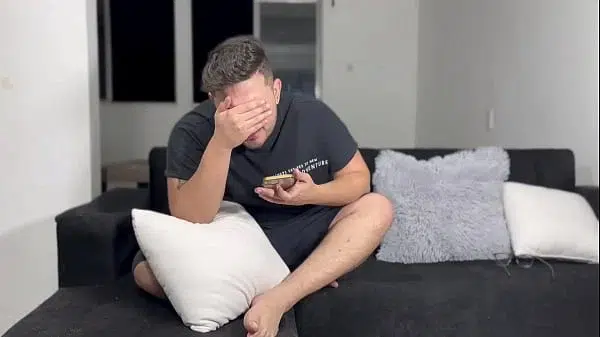 I sent a HOT photo by mistake to my straight roommate… we live in the same house and what happened next broke all the rules | Gay Amateur Real”