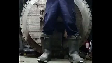 The gay man couldn’t overcome his sexual desire and started masturbating right at work!