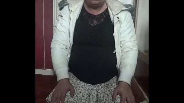 bisexual crossdresser is not cam shy and would love ass to mouth for the world to see