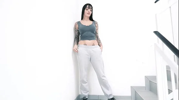 Her 1st Time – Mandy