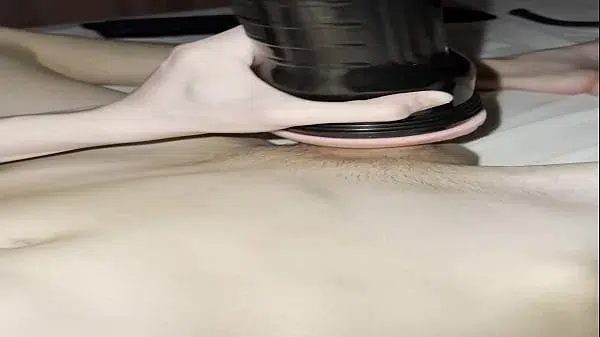 Twink Huge Meat Unloads Heavy