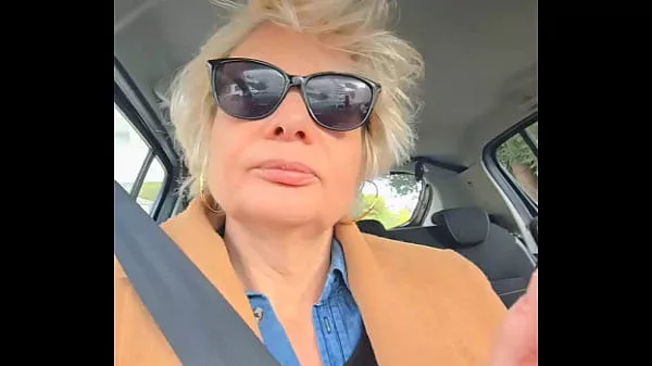 En voiture a la recherche d un endroit pour le faire