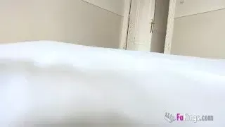 Harley Quinn cosplayer seduces and blows guys in the street