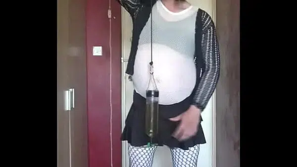 bisexual crossdresser still waiting to be filled up with your piss