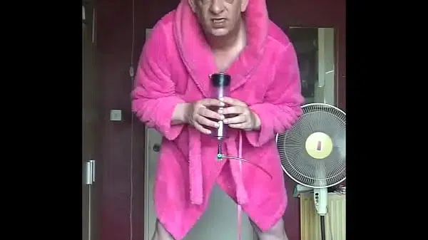 bisexual mark would like to take the piss out of you while he takes the piss out of himself