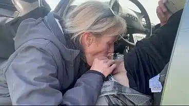 BLOWJOB IN THE CAR – I WANT TO SUCK YOUR COCK HERE AND NOW, CUM IN MY MOUTH