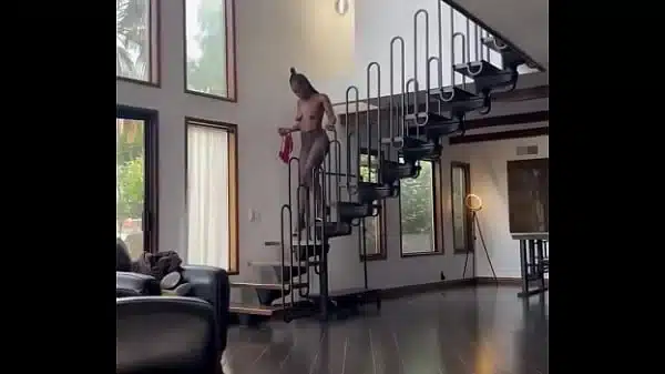 Dark Chocolate Almost Ate It Off The Stairs With Her Shirt Off #titties #ebony #Tall #Runway #Modelvibes #Highheels #Ke …